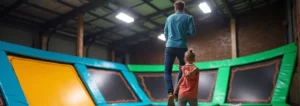parc à trampoline